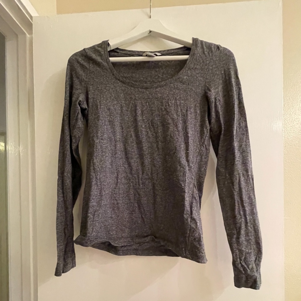 H&M Gray Fitted Long Sleeve